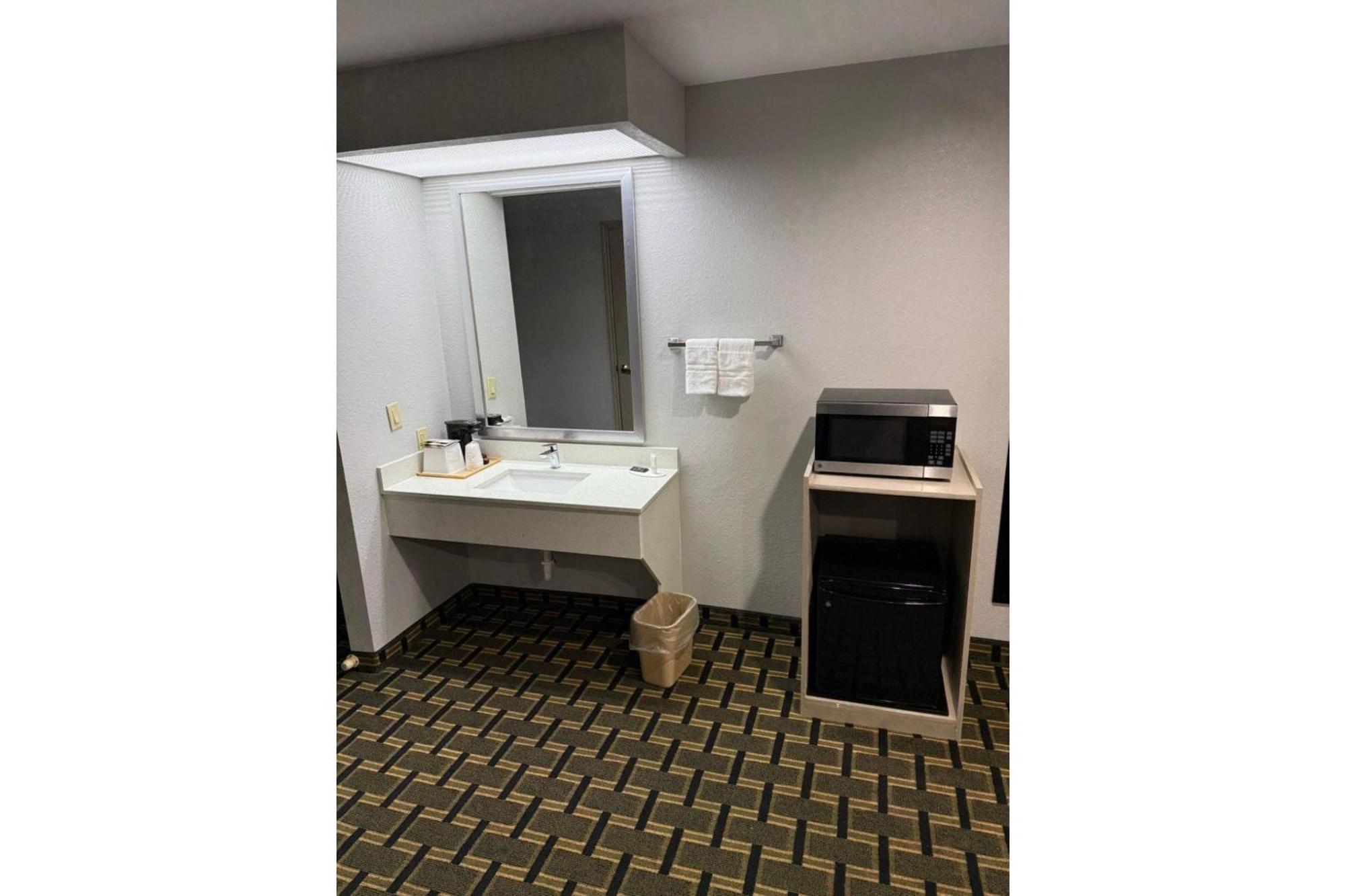 Crystal Inn By Oyo Northeast Houston I-610 المظهر الخارجي الصورة